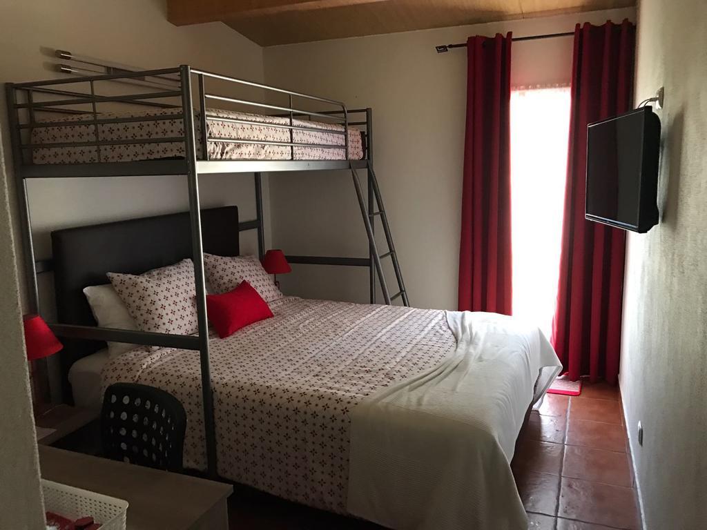 Monte Da Barragem Hotel มอนตาจิล ภายนอก รูปภาพ